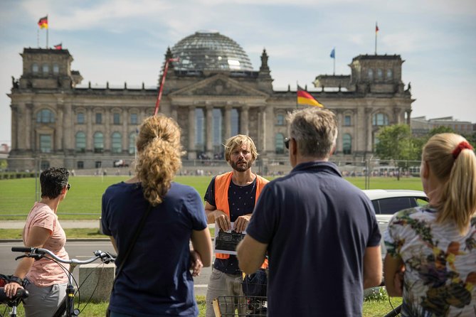 Berlin Highlights Sightseeing Bike Tour in Small Groups - Stop-by-stop: what you’ll see and why each part matters