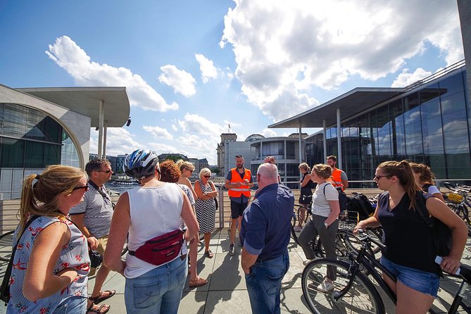 Berlin Highlights Sightseeing Bike Tour in Small Groups - Pace and safety: what it feels like in real traffic and crossings