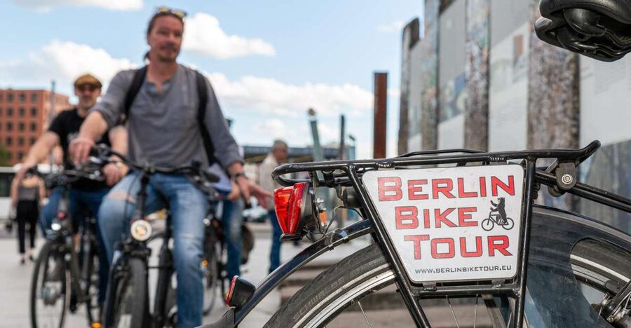 Berlin Wall History Small Group Cycling Tour - Mauerpark and crossing at the former border-control: turning history into a rideable route