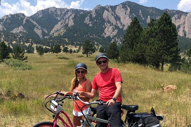 Best of Boulder E-Bike Tour - Stop 1 and 2: Pearl Street area to Settler’s Park