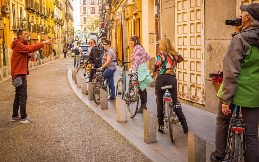 Best of Madrid: 3-Hour Guided Bike Tour in Small Groups - Lavapiés: Where Madrid Feels Modern and Close-Up