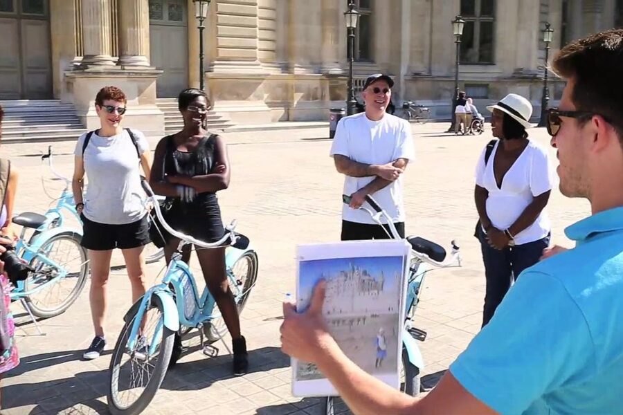 Best of Paris Bike Tour - What to watch for: hearing the guide in busy areas