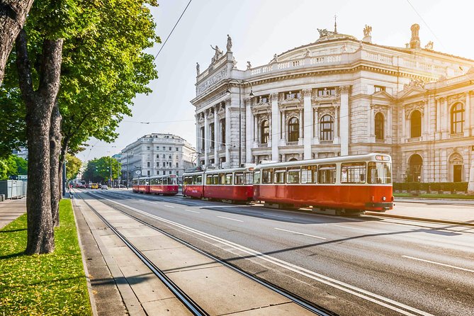 Bicycle tour - Vienna Complete - Price and value: $56.86 for 3 hours of momentum