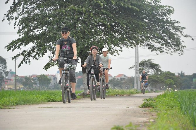 Bicycle Tours Hanoi: Full Day Bicycle Tour Hanoi Countryside - Co Loa Citadel and the wet-market fruit tasting break