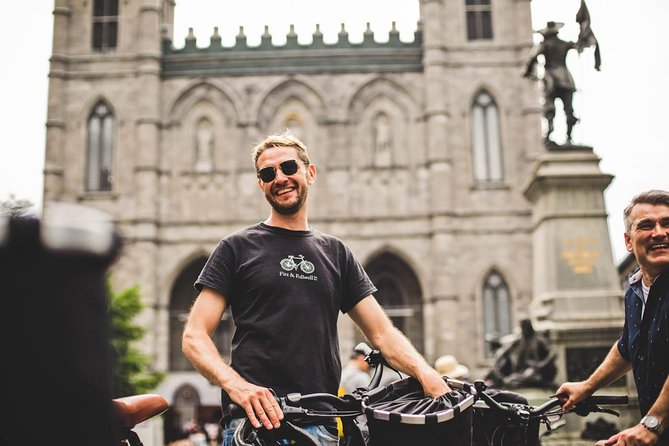 Bike / E-bike Tour : Downtown, Old Montreal, Waterfront by Fitz - Starting at 87 Rue de la Commune E: what you do before you roll