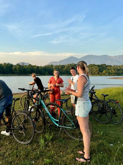 Bike or E-Bike Tour Tirana : Highlights & Grand Park Guided - Old Bazaar start: why the tour feels like a smart first day