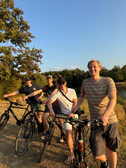 Bike or E-Bike Tour Tirana : Highlights & Grand Park Guided - National History Museum and Tirana Castle: viewpoints that help you see the whole city