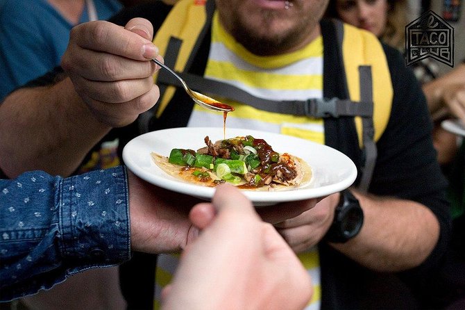 Bike to taste the world's best tacos - Mexico City - Stop 3 in La Condesa: street food tasting from multiple vendors