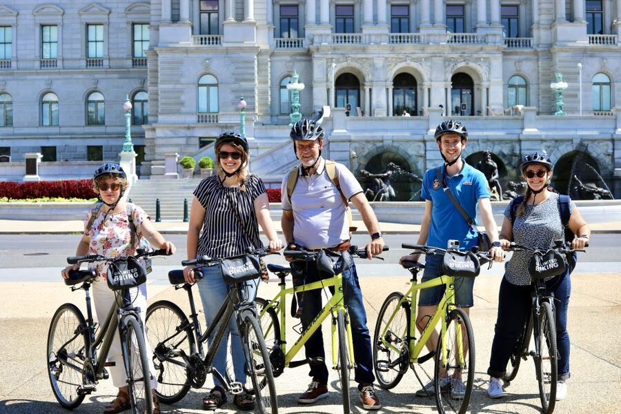 Bike Tour: Capitol Hill, Lincoln Memorial, National Mall - Pedaling the Capitol Hill highlights: photos at the Supreme Court and the National Archives