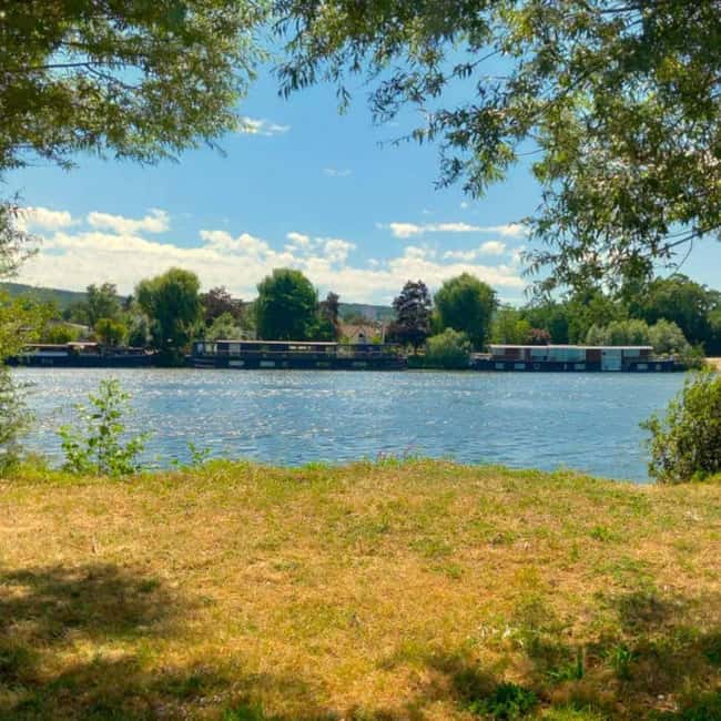 Bike tour from Vernon to Giverny with local guide - The Seine ride: where impressionist inspiration becomes a pleasant pedal