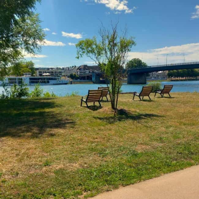 Bike tour from Vernon to Giverny with local guide - Bike rental rules that affect your whole day