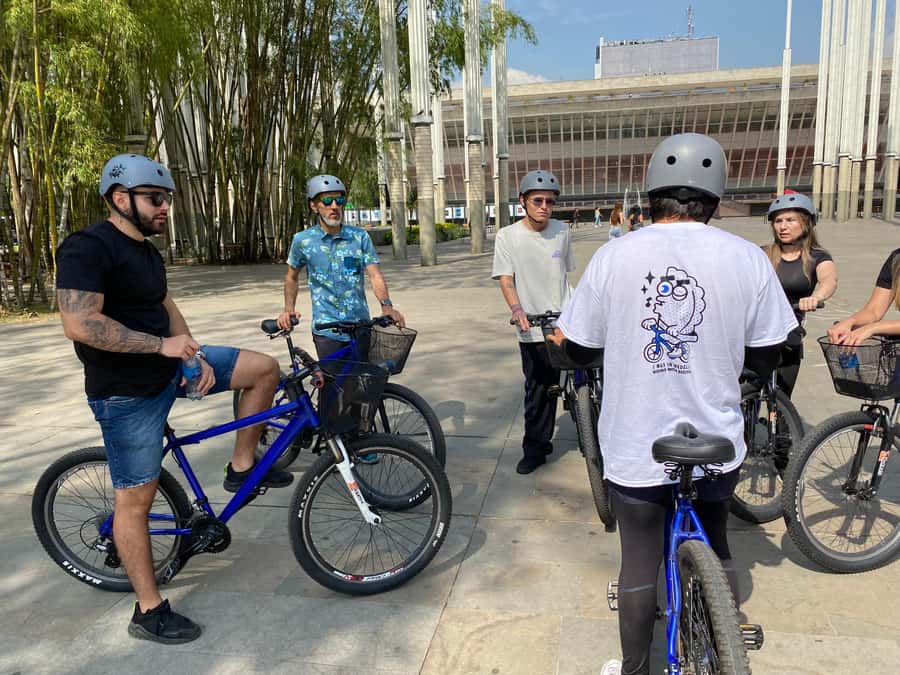Bike Tour Medellin with Snacks and Local Beer - Key things to know before you ride
