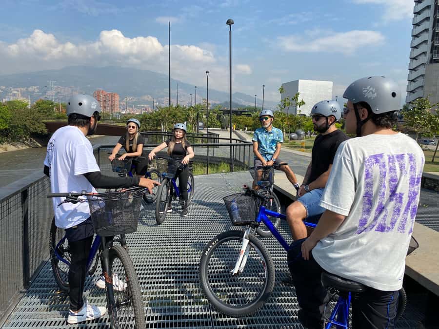 Bike Tour Medellin with Snacks and Local Beer - Medellín looks different from the saddle