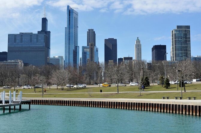 Bike Tour of Chicago's Lakefront Neighborhoods - Key things that make this tour work so well