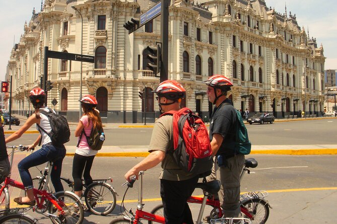 Bike Tour San Isidro, Miraflores and Barranco, - Traffic, safety, and fitness: what the route really demands