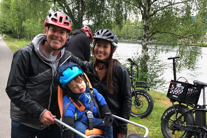 Bike Tour Seattle. 5 star Electric Bike Tour Seattle's waterways - Meeting at 2356 NW 67th St and Getting Rolling Without Stress