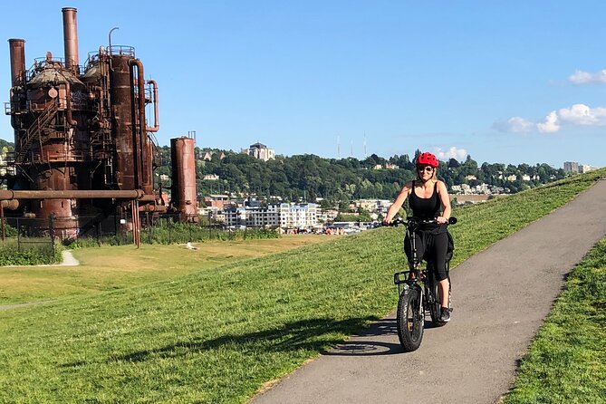 Bike Tour Seattle. 5 star Electric Bike Tour Seattle's waterways - Price and Value: Is $126 for 3 Hours Fair?