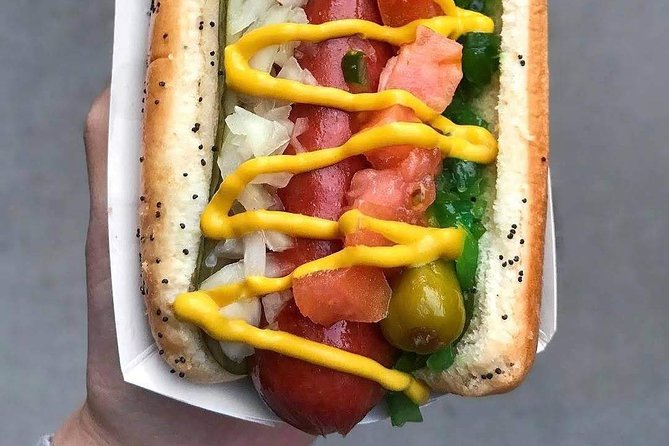 Bikes, Bites & Views: Chicago's Signature Dishes Bike Tour-Adults - Food stops that actually add up: pizza, hot dogs, sweets, and beer choices