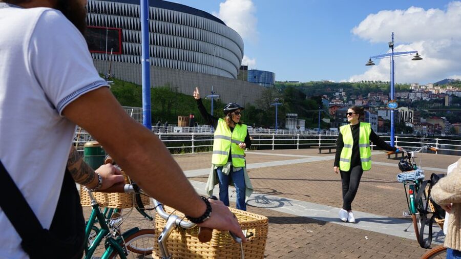 Bilbao: City Highlights Guided Bike Tour - The Guggenheim zone: art, waterfront air, and industrial history