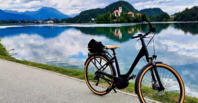 Bled: e-Bike Rental - Where you pick up: downtown Bled, right by the Union bus station