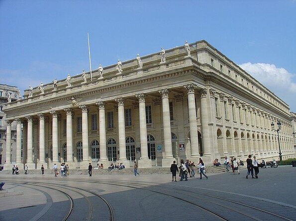 Bordeaux bike tour "The Best of Bordeaux" - Key highlights worth circling