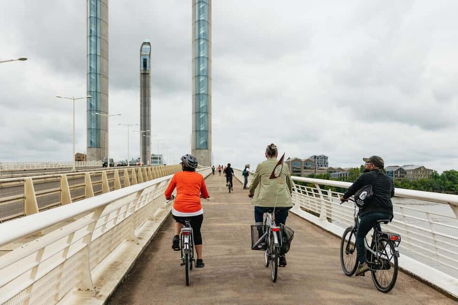 Bordeaux: Historic Center & Chartrons District Bike Tour - Why Bordeaux by bike makes more sense than a patchwork day