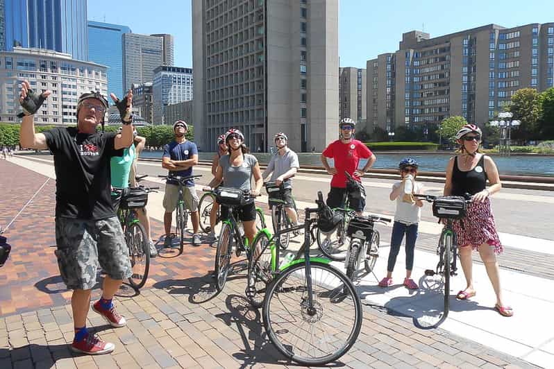 Boston: 2.5-Hour City View Bike Tour - North End and Copley Square: Two Different Boston Stories