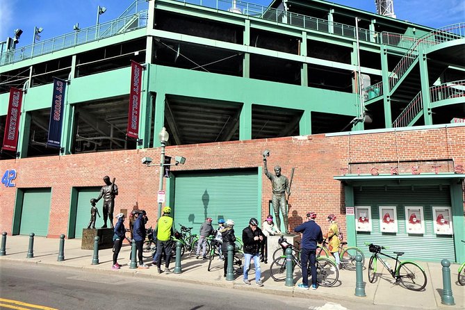Boston City View Bicycle Tour: History and Landmarks - Fenway and the Emerald Necklace: parks with real Boston identity