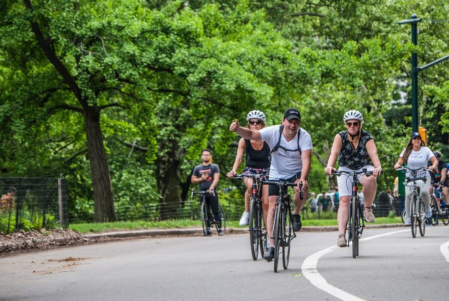 Brooklyn: Sightseeing Bike Tour with Local Guide - Fort Green to Grand Army Plaza: Classic Landmarks, Cleaner Perspectives