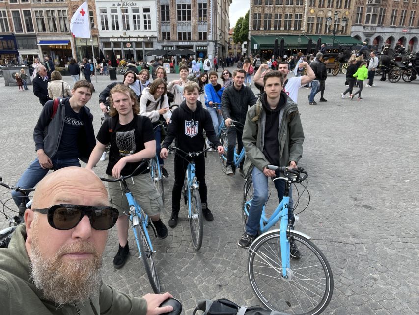 Bruges: Guided Bike Tour with a Local to Sights & Secrets - Getting beyond the center: the quiet green edges of Bruges