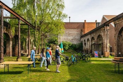Brussels: City Highlights and Hidden Gems Bike Tour - 210 minutes that work as your Brussels orientation