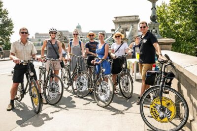 Budapest Bike Tour - Stop by stop: starting near the Great Synagogue and hitting Pest’s core