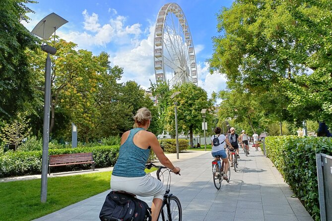 Budapest Bike Tour with Hungarian Goulash - Meeting Point, Bikes, and How the Ride Feels