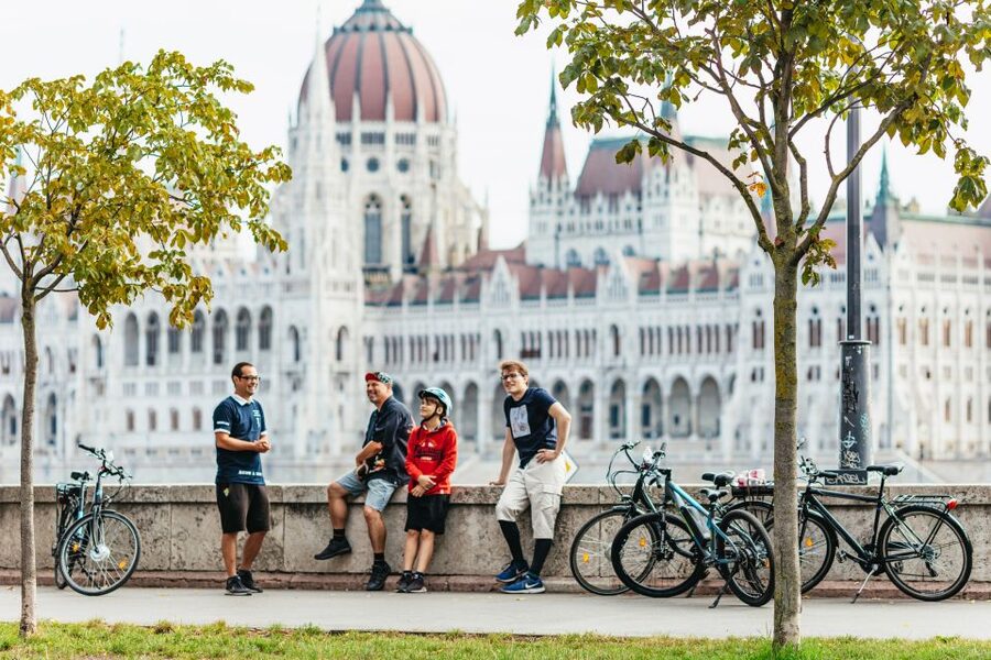 Budapest: Grand Sightseeing Bike Tour - Price and Value: Is $44 a Good Deal?