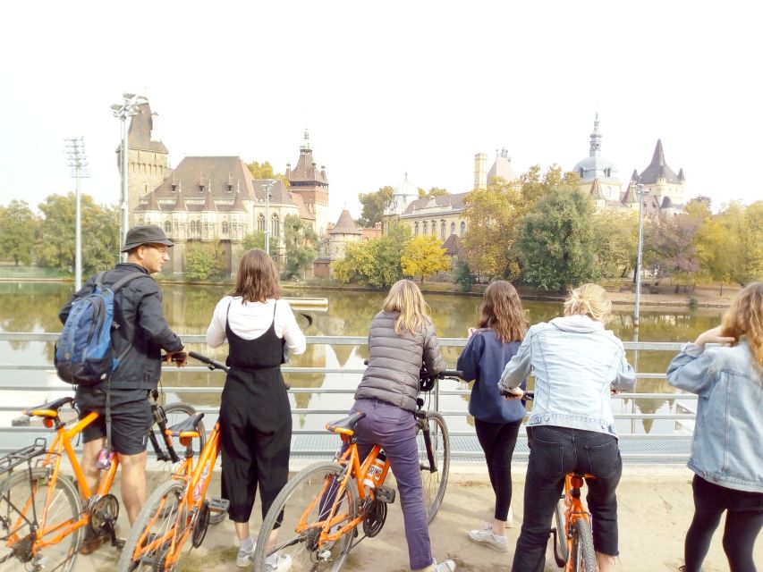 Budapest: Historic Downtown Bicycle Ride with Scenic Views - Why a 3.5-hour Budapest bike loop is the best kind of sightseeing