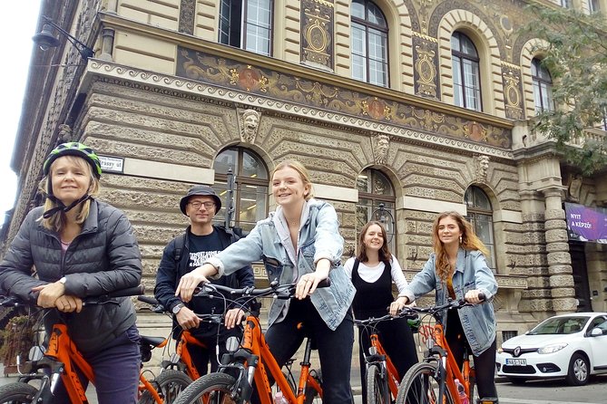 Budapest Historic Downtown Bicycle Tour in small groups - City Park Break: Ice Rink, Boating, and the Big Park Feel