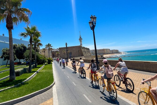 Cadiz Small Group Bike Tour - Castillo de Santa Catalina: fortress views without the museum stress