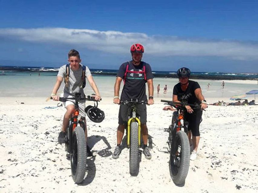 Caleta de Fuste/Corralejo: Guided E-Bike Tour & Crater Hike - Volcano Bayuyo and the first wave of scenery