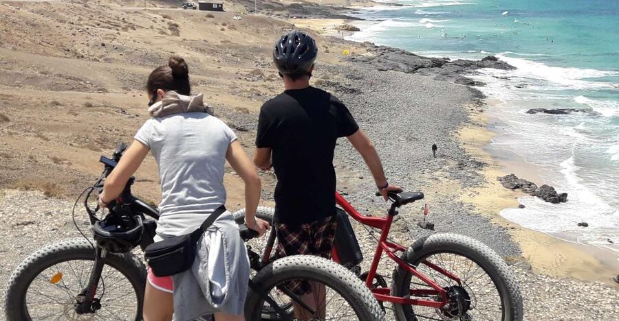Caleta de Fuste/Corralejo: Guided E-Bike Tour & Crater Hike - Pick-up to start time: what your morning logistically looks like