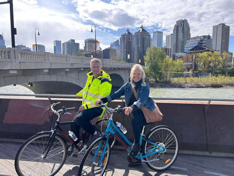 Calgary: City Bike Tour, Highlights and Bow River - The Bow River stretch: when the pace slows and the photos happen