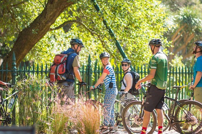 Cape Town City Cycling Tour - Company Gardens: Parliament stories under the pear tree