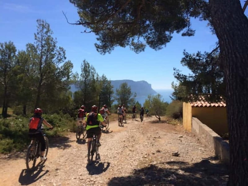 Cassis: Calanques and Viewpoints Tour by Mountain E-Bike - Getting to Piscine Cap Provence in Cassis (and meeting on time)