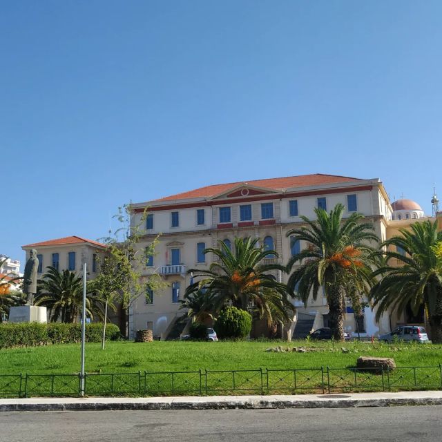 Chania Alternative Sunset Bike Tour - Halepa and the aristocratic side of Chania: churches, Venizelos, and elegant streets