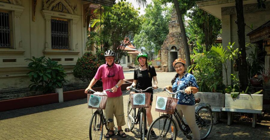 Chiang Mai: Half-Day Old Town Cycling Tour - Start at Trailhead cafe: coffee, gear, and a real safety briefing