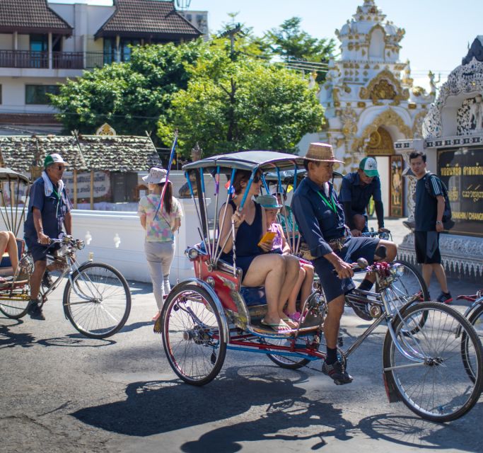 Chiang Mai: Historic Old City Bike Tour - Morning or Night - Wat Inthakhin Sadue Muang: The City Navel Temple Stop