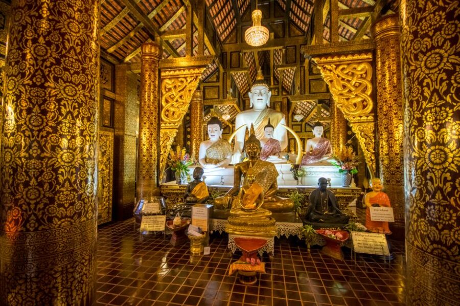 Chiang Mai: Historic Old City Bike Tour - Morning or Night - The Market Stop: Snack-First Local Flavor, Not a Food Lecture