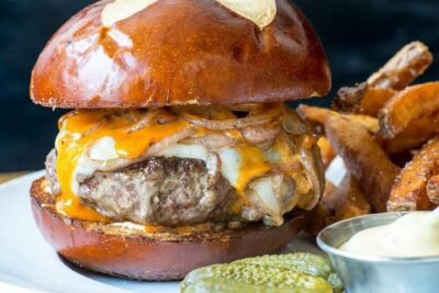 Chicago's West Side Foodie Ride Bike Tour - Lakefront Trail and Fulton River District: bike culture with real Chicago flavor