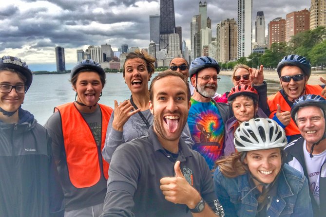 Chicago's West Side Foodie Ride Bike Tour - Antiques, tacos, pizza, toffee, and chocolate: the tasting route that fills you up