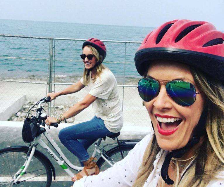 Chicago: Ultimate City Attractions Bike Tour - Buckingham Fountain: How to See the Spray Without Stress