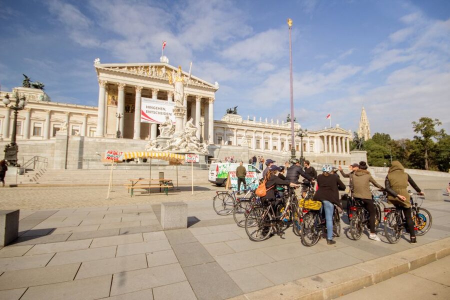 Classic Vienna: 3-Hour Guided Bike Tour - The Danube Canal: Urania, Stadtpark, and an easier ride pace